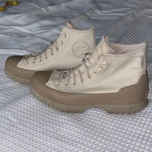 Converse Chuck Taylor Lugged leather high-tops